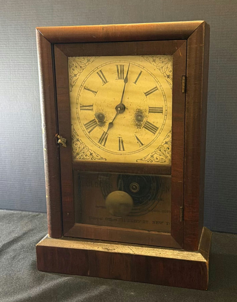 Antique wooden clocks - image 1 of 3