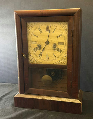 Antique wooden clocks - Image 1 of 3