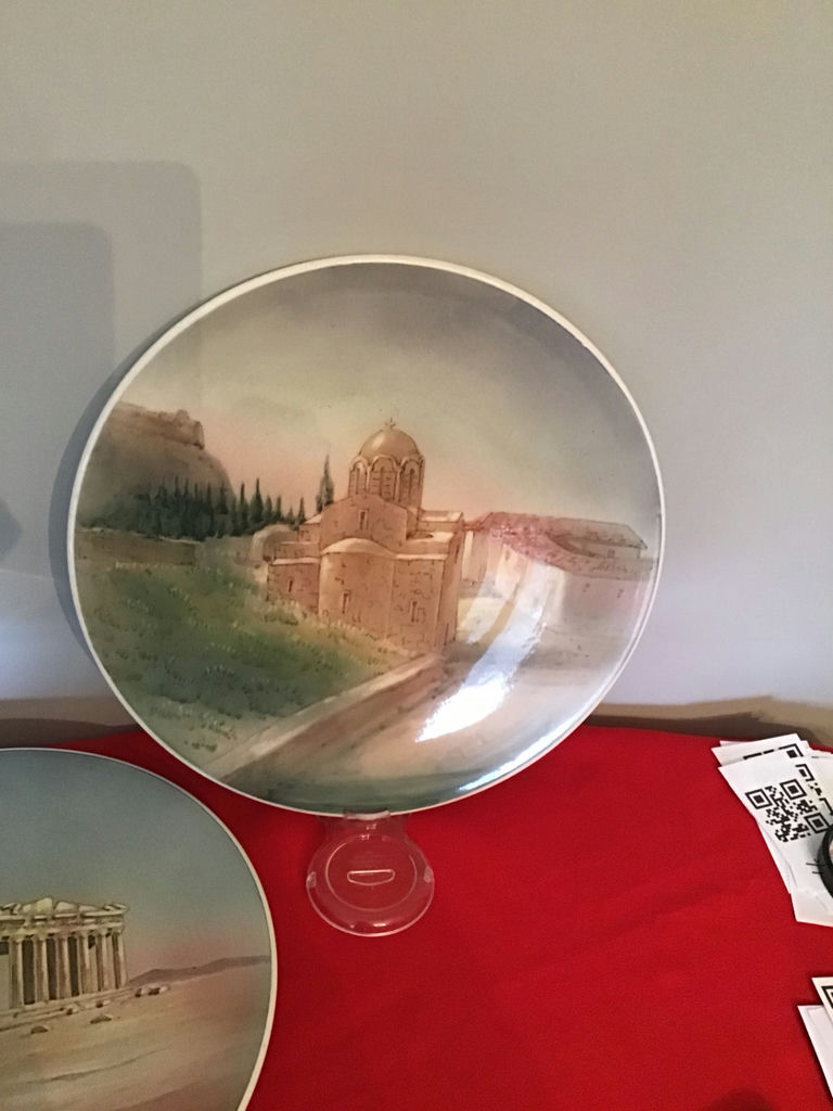 Two hanging decorative plates with architectural ruin scenes - image 2 of 3
