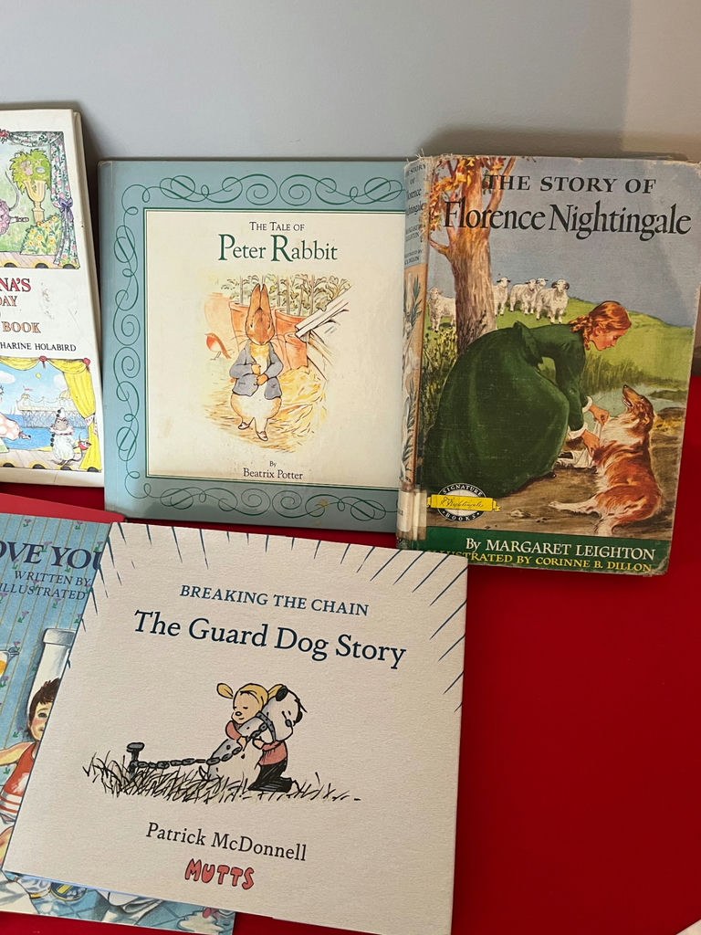 Assorted children's books - image 2 of 3