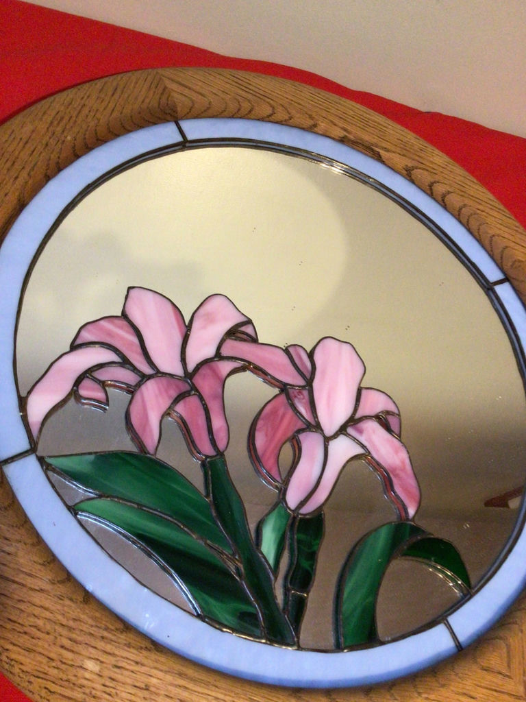 Round stained-glass floral mirror - image 2 of 2