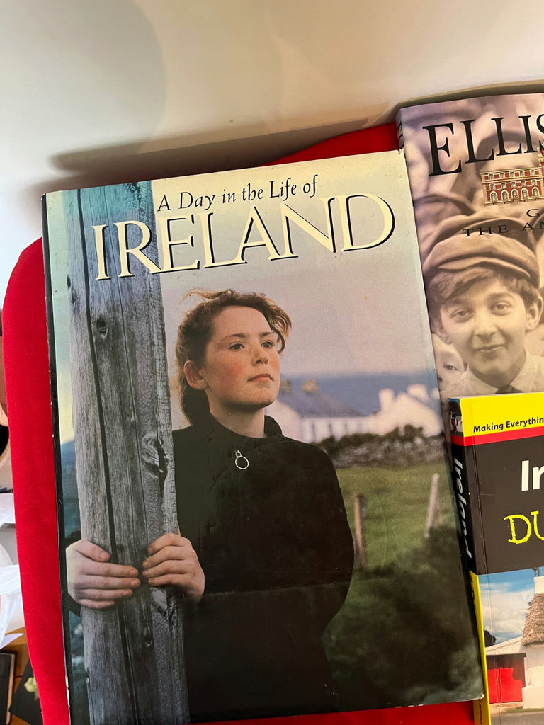 Ireland and Ellis Island Book Collection - image 1 of 3