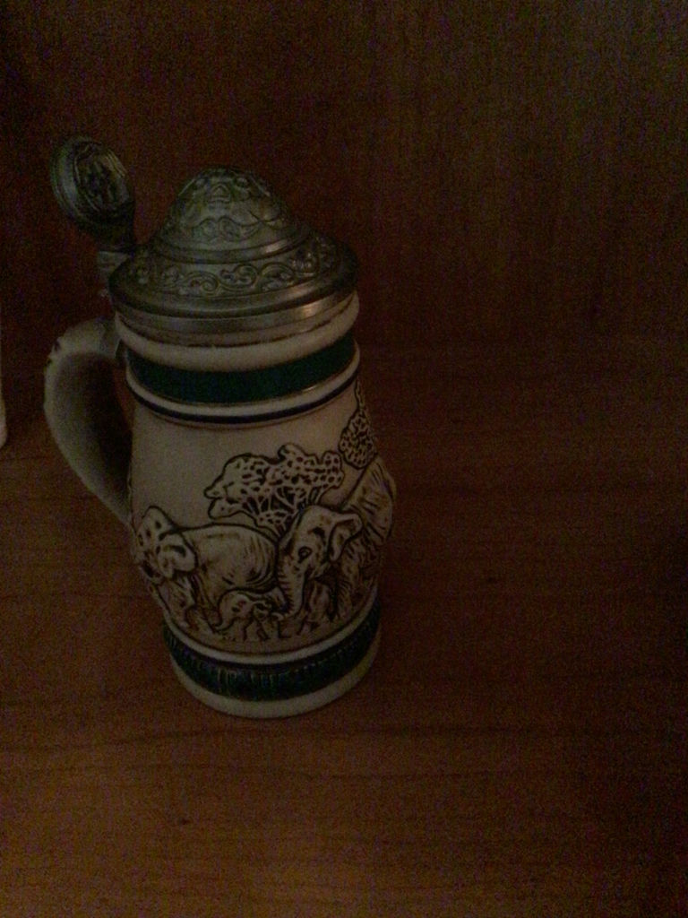Dolls, figurines and ceramic collectibles - image 6 of 7