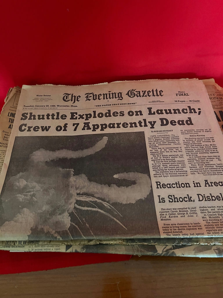 Collection of Vintage Newspaper Front Pages - image 7 of 7