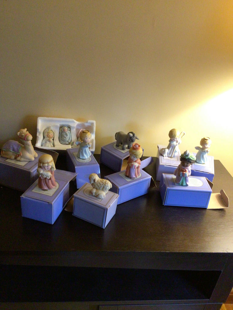Nativity Collection Figurines on Blue Boxes - image 2 of 5