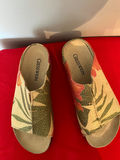 Giesswein Women's tropical leaf print slip-on sandals size 37 - thumbnail 1 of 2
