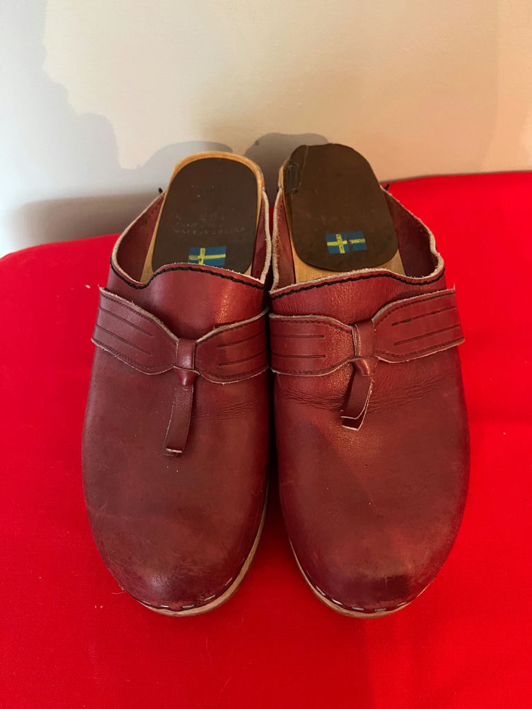 Red women's footwear: clogs and Mary Jane sandals - image 1 of 4