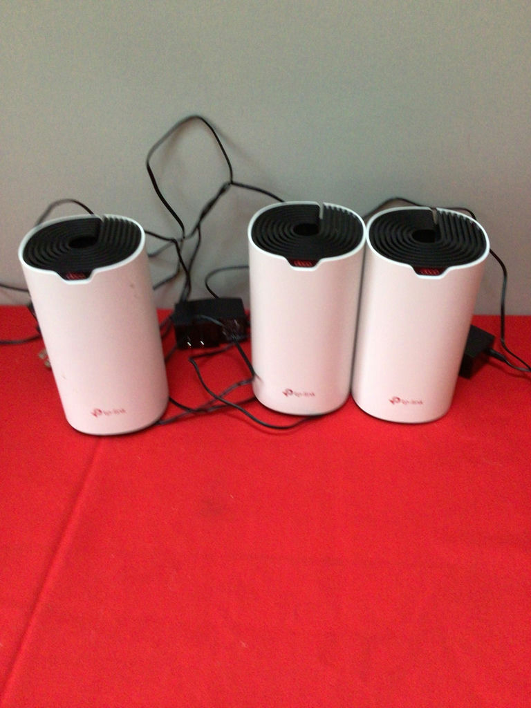 Three TP-Link Deco mesh WiFi satellites - image 1 of 3