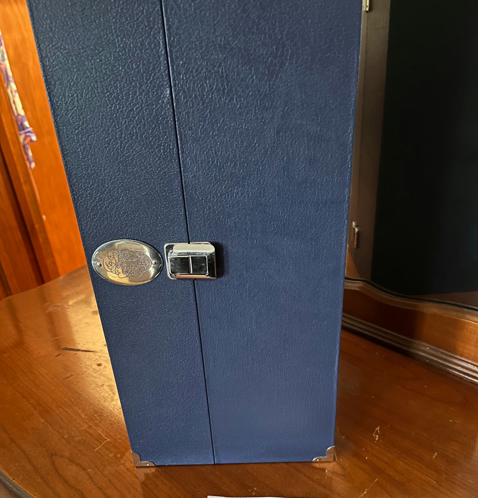 Princess Diana’s clothing trunk - image 3 of 3