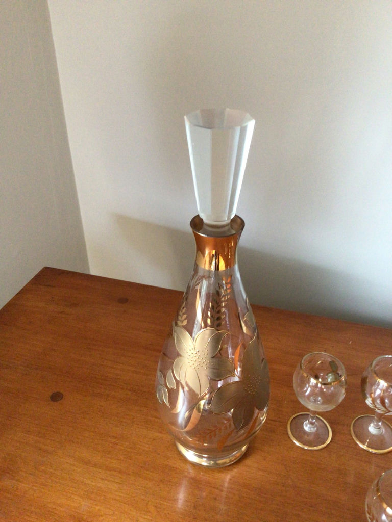 Decanter and Four Gold-Accented Glasses - image 3 of 3