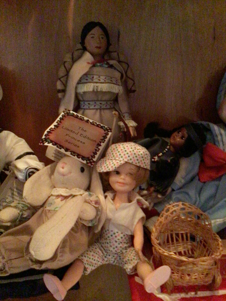 Assorted dolls and toy accessories - image 3 of 7
