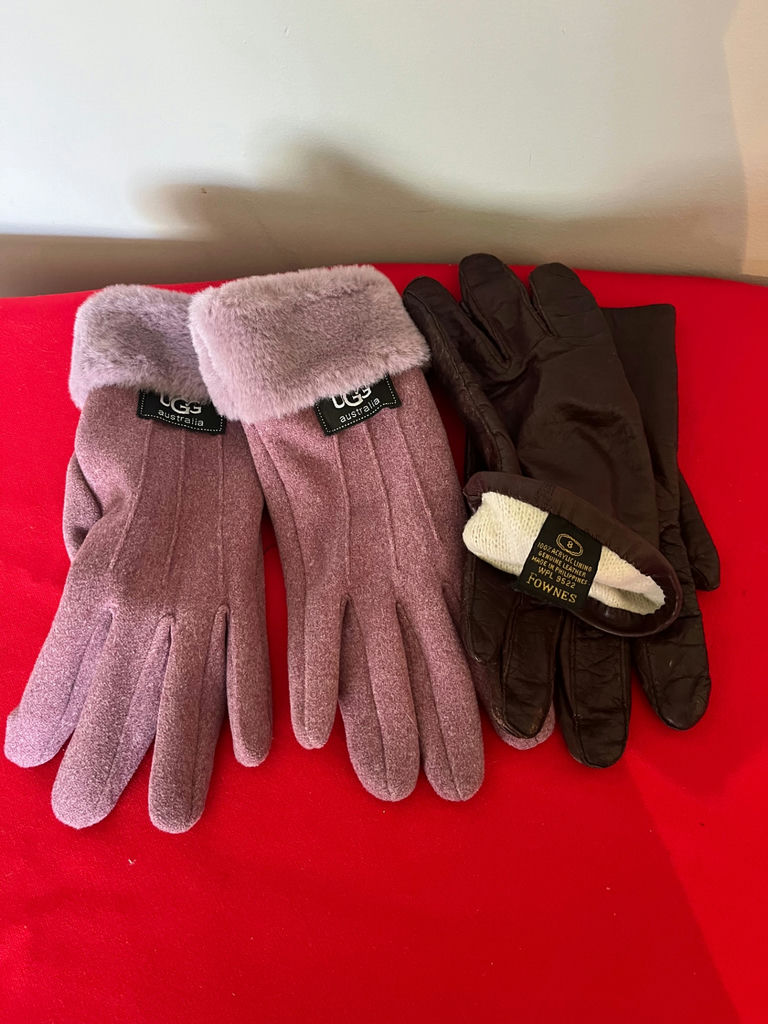 Gloves: UGG Australia lavender with shearling and black leather Fownes gloves - image 1 of 1