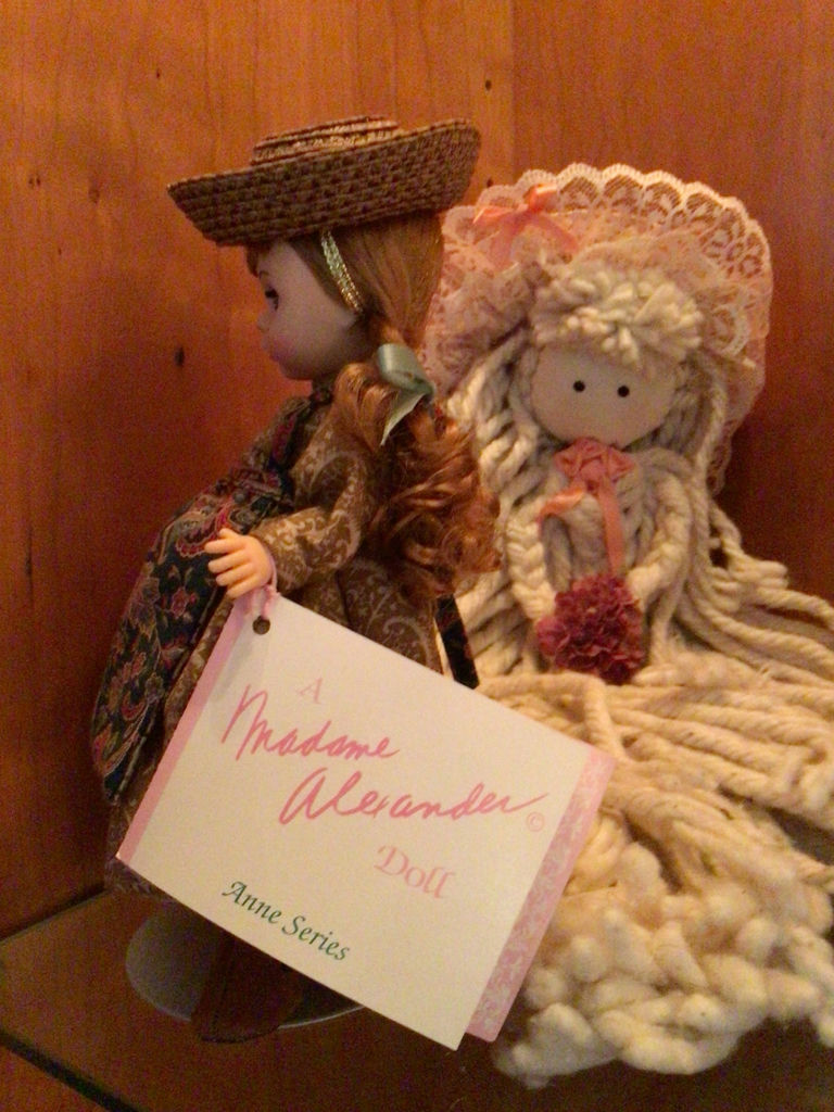 Collection of collectible fashion dolls - image 6 of 6