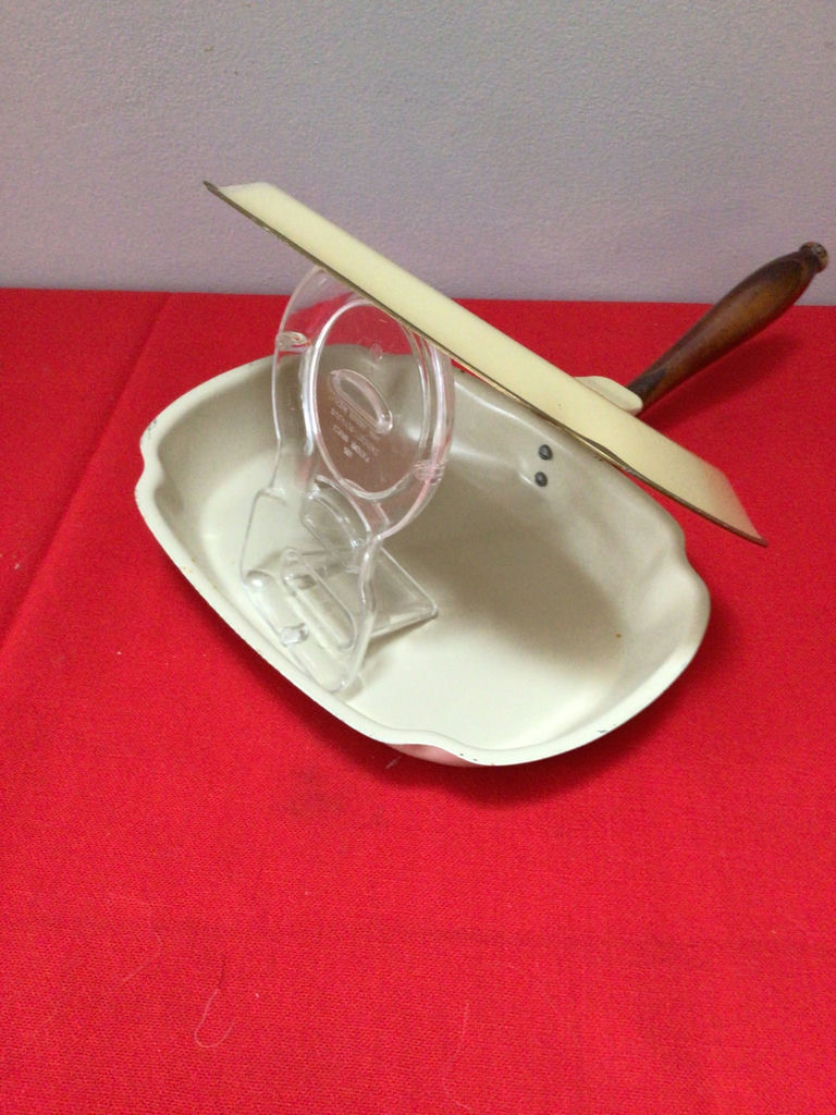Nashco Hand-Painted Fruit Motif Enamel Pan with Wood Handle - image 2 of 3