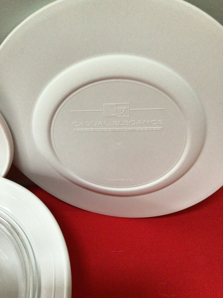 White Casual Elegance dinnerware with lids - image 2 of 4