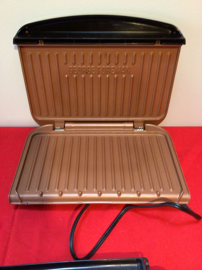 George Foreman electric grill with lid - image 2 of 3