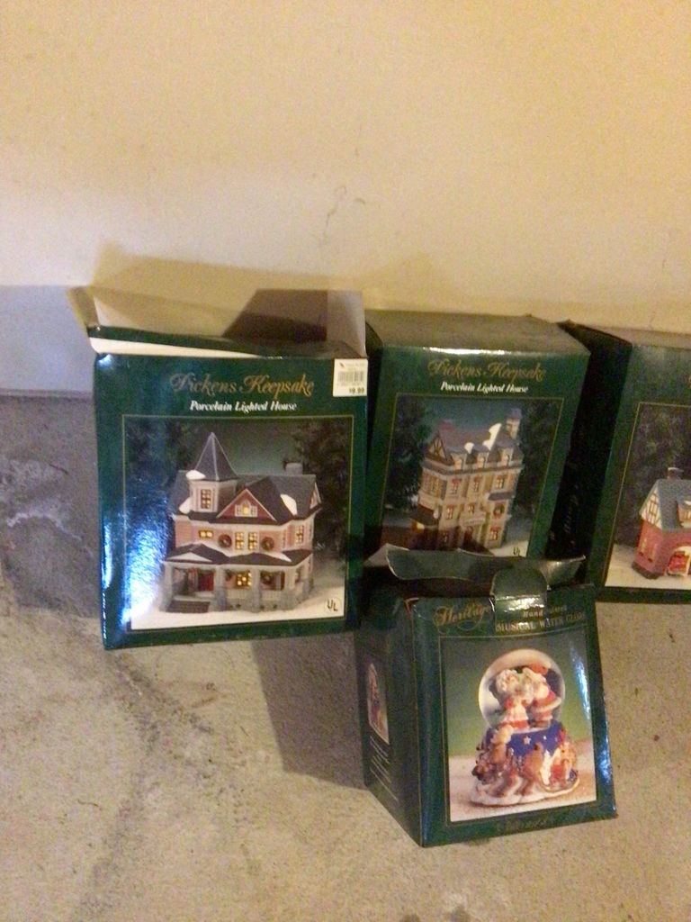 Porcelain Lighted Christmas Village Houses - image 2 of 3