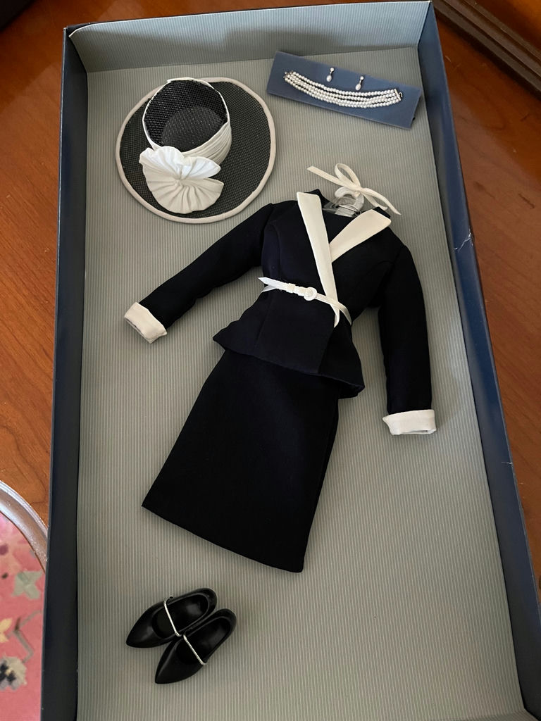 Princess Diana’s blue and white suit, hat, belt, and accessories - image 1 of 1