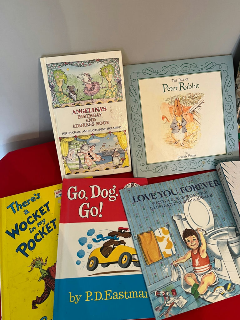 Assorted children's books - image 1 of 3