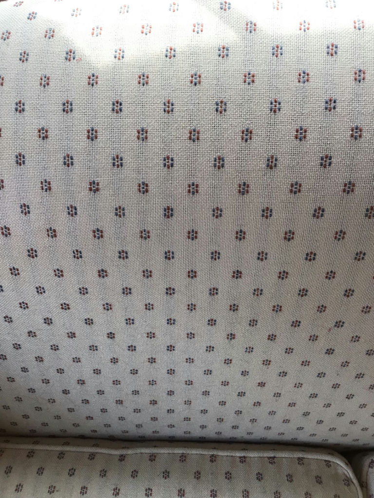 Beige patterned sofa - image 4 of 4