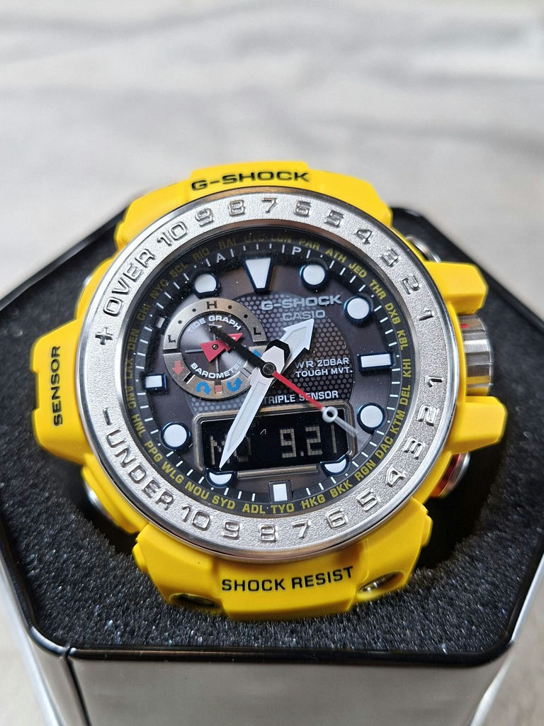 Casio G-Shock Gulfmaster GWN-1000-9ADR Yellow Watch with Box and Manuals - image 2 of 9
