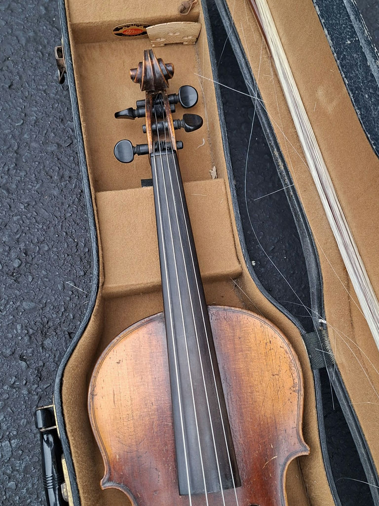 Antique Lifton Violin with Bow and Hard Case, Great Decor Piece, Needs Repairs To Be Playable - image 3 of 12