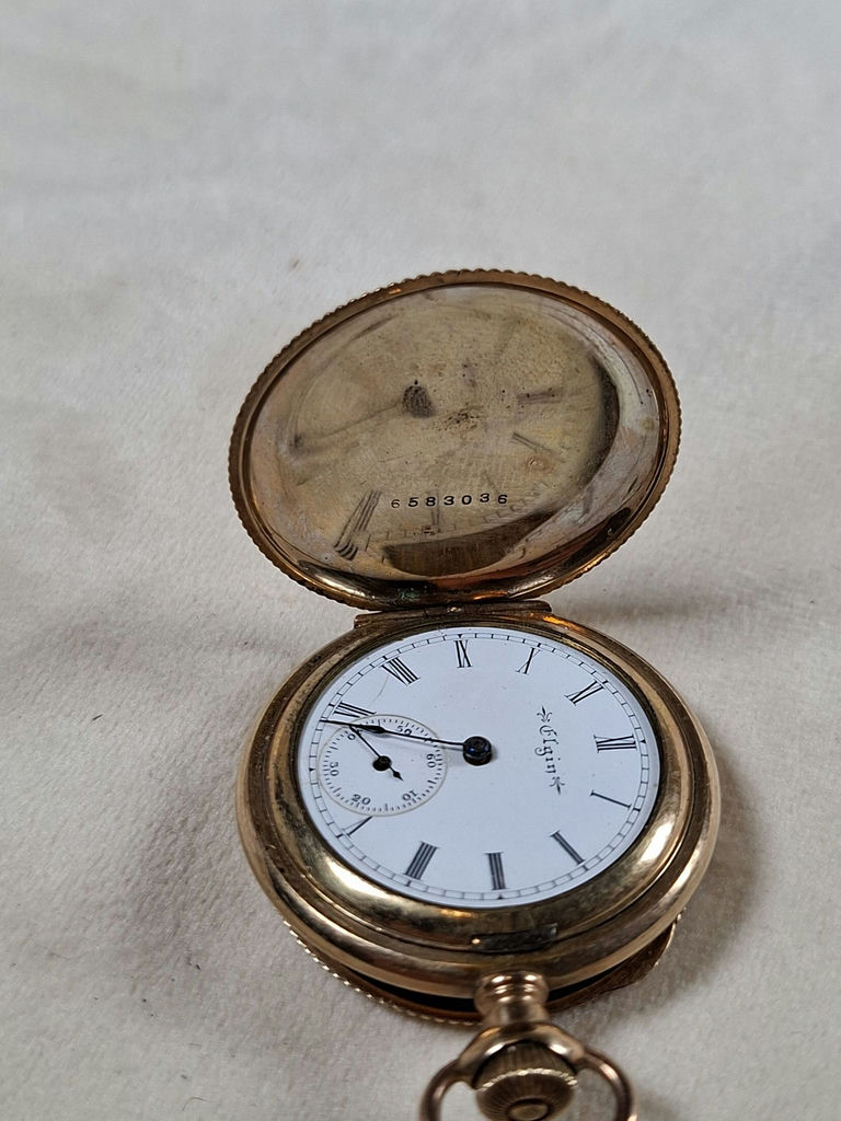 Small Antique Late 1890s  Elgin Gold Tone Pocket Watch in Keystone Watch Case, Serial Number 6583036 - image 3 of 8
