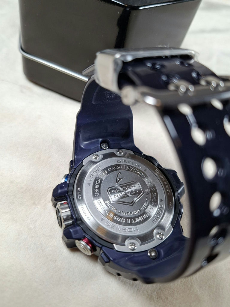 Casio G-Shock GWN-1000F Wristwatch with Box and Manual - image 7 of 13
