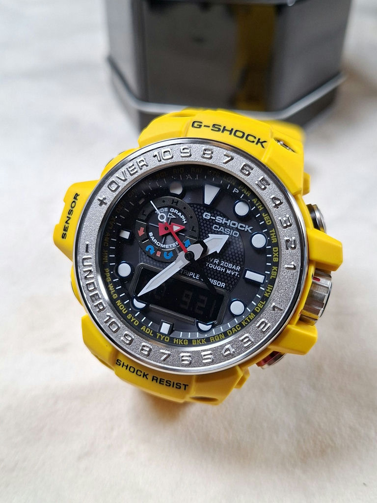 Casio G-Shock Gulfmaster GWN-1000-9ADR Yellow Watch with Box and Manuals - image 8 of 9
