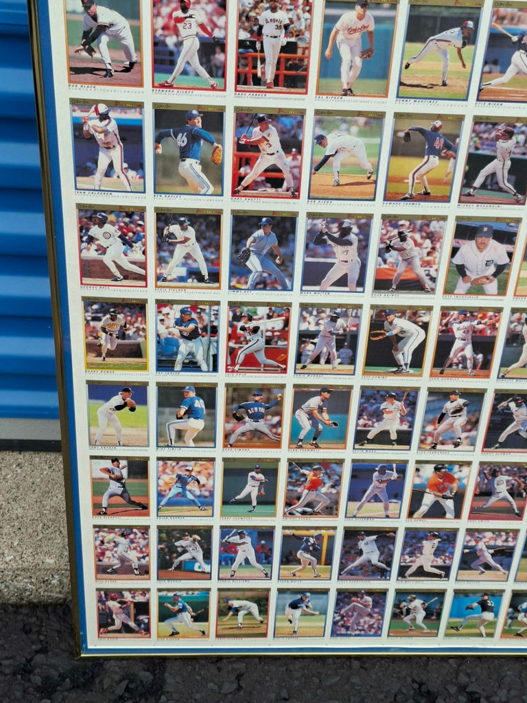 UNCUT SHEET of Vintage MLB Baseball Cards, FRAMED - image 4 of 7