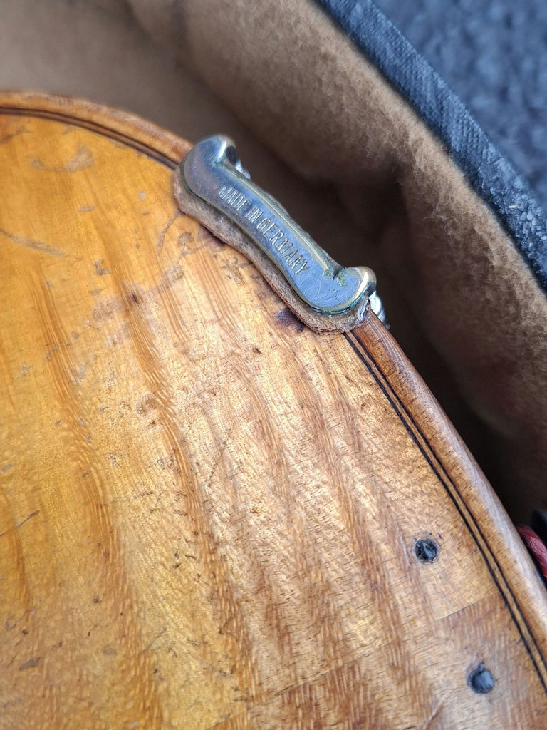 Antique Lifton Violin with Bow and Hard Case, Great Decor Piece, Needs Repairs To Be Playable - image 12 of 12