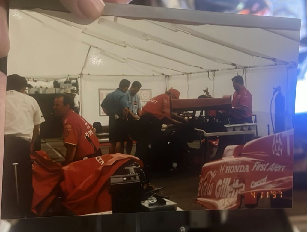 48 Color Photos Of 1997 Long Beach Grand Prix - image 26 of 48