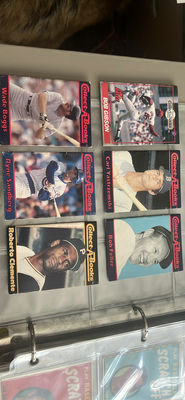 Collect-a-book Baseball Books 1990 Roberto Clemente - Image 1 of 8