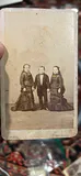 CDV Tom Thumb & Girlfriends Or Family - thumbnail 1 of 2