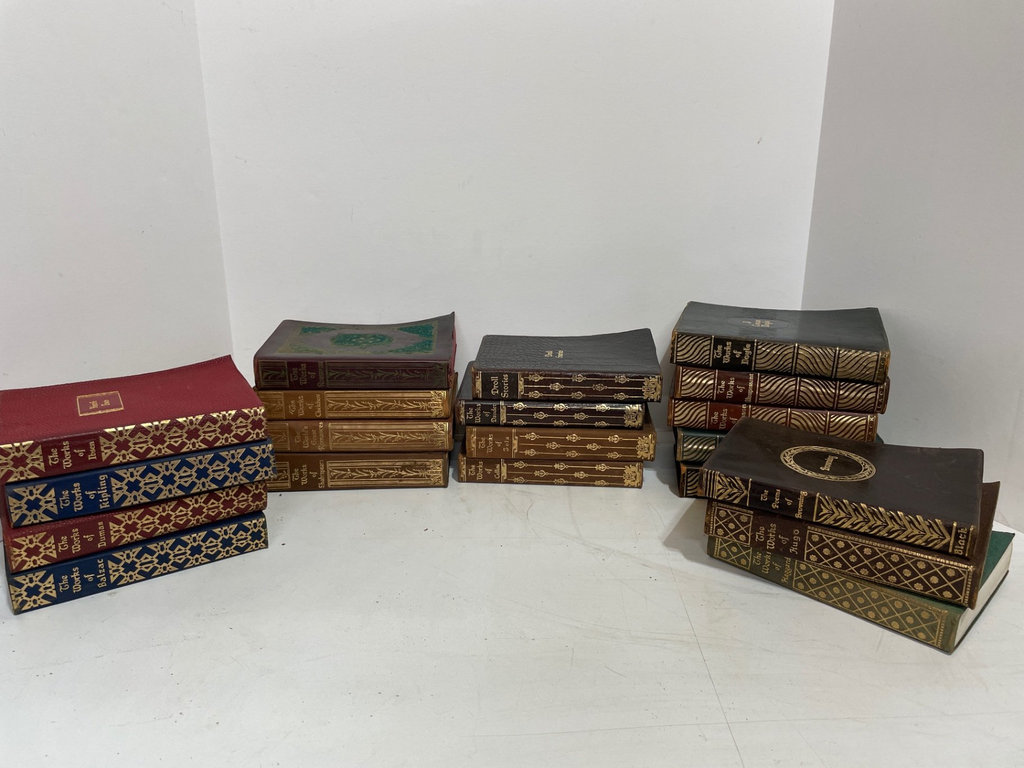 Famous One-Volume Editions, 1920s - image 1 of 22