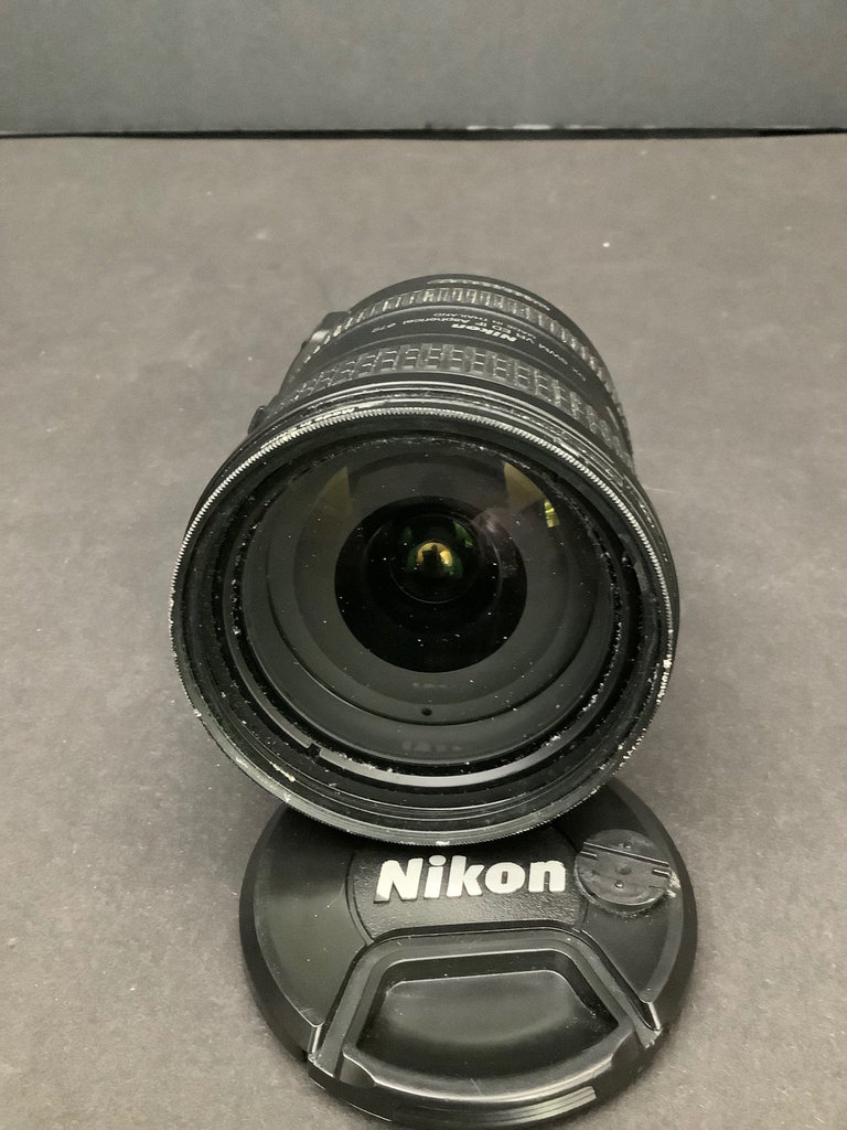 Nikon D3000, D70S Cameras & Accessories - image 22 of 23