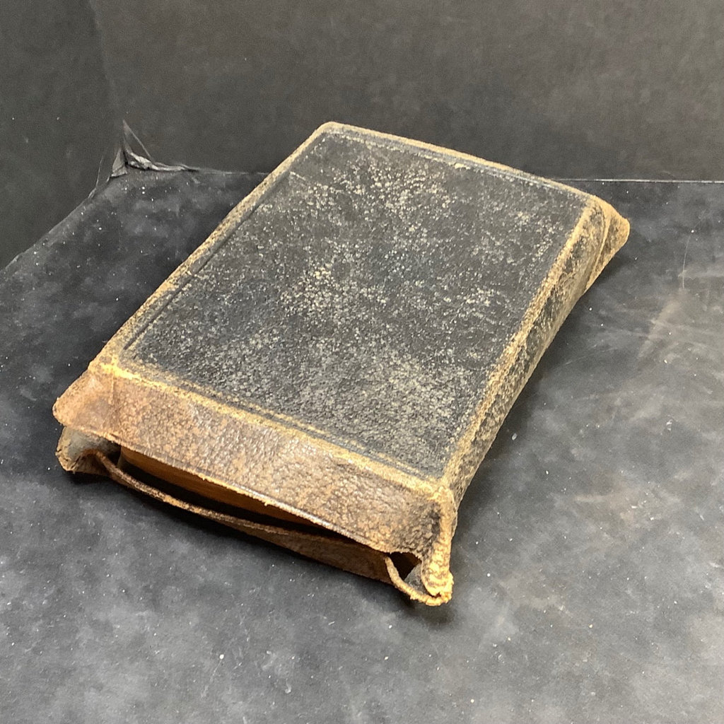 Antique Eyre & Spottiswoode Holy Bibles - image 17 of 17