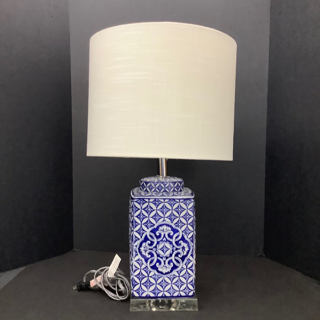 Jonathan Y Blue and White Chinoiserie Lamp - image 1 of 6