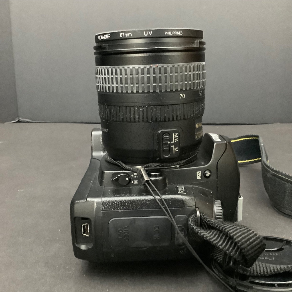 Nikon D3000, D70S Cameras & Accessories - image 11 of 23