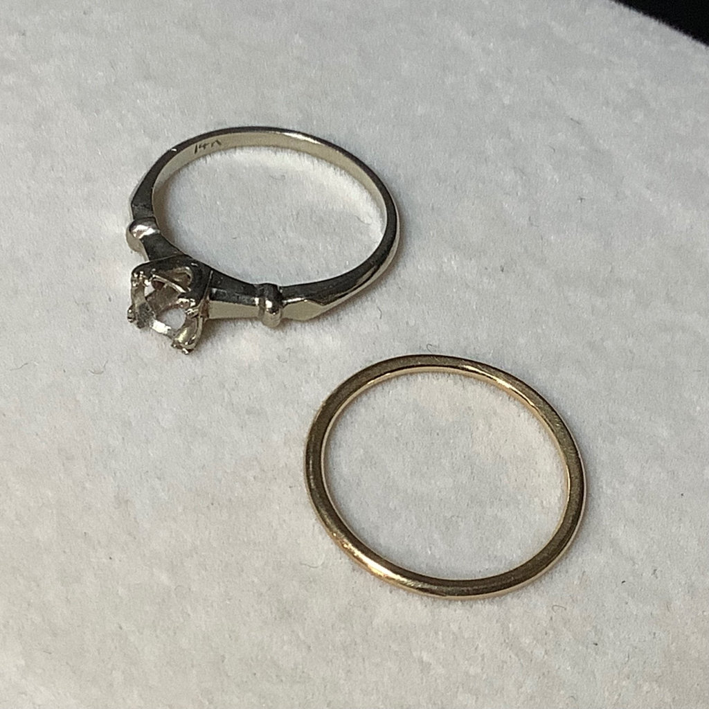 Antique Jewelry & Repair Pieces - image 5 of 11