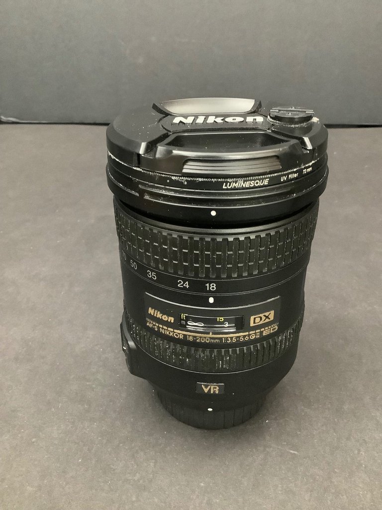 Nikon D3000, D70S Cameras & Accessories - image 13 of 23