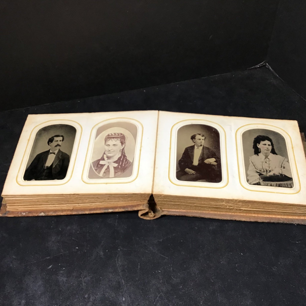 Antique Photos & Ephemera - image 5 of 20