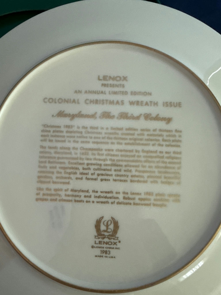 Lenox Colonial Christmas Wreath Collector Plates (1983) - image 5 of 5