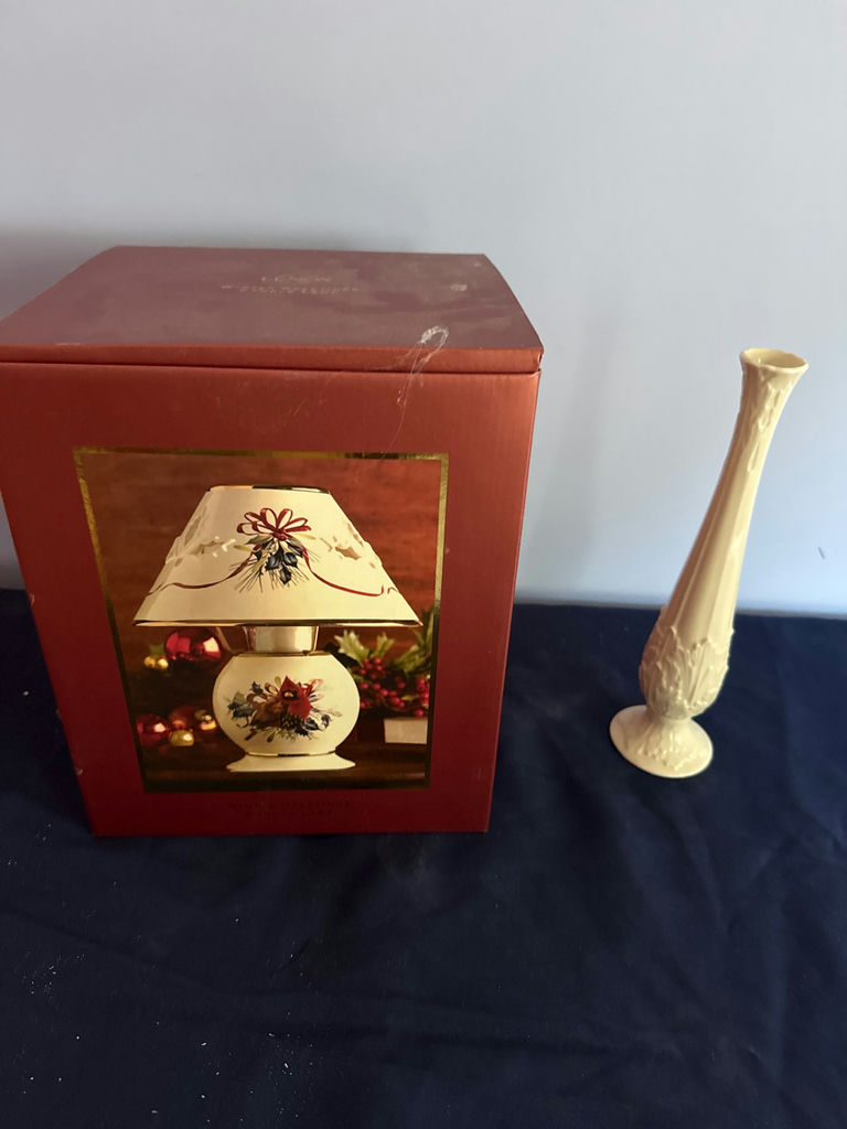 Lenox Winter Greetings Candle Lamp Box with White Porcelain Vase and Lamp - image 1 of 4