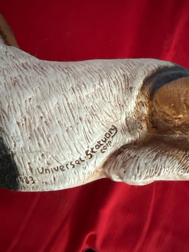 Basset Hound dog figurine sculpture - image 3 of 3
