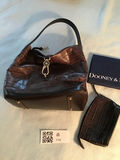 Brown crocodile-embossed leather handbag with matching wallet and accessories - thumbnail 1 of 3