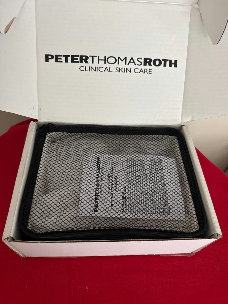 Peter Thomas Roth Skincare Kit - image 2 of 3