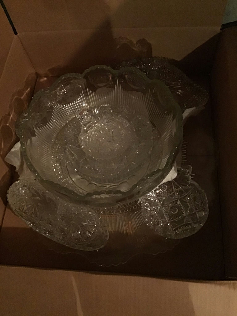 Crystal glass serving bowls and dishes - image 1 of 5
