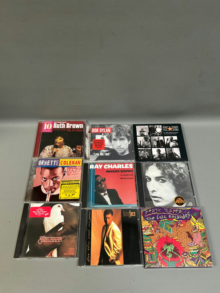 A Collection of Vintage Music CDs 29 - image 3 of 4