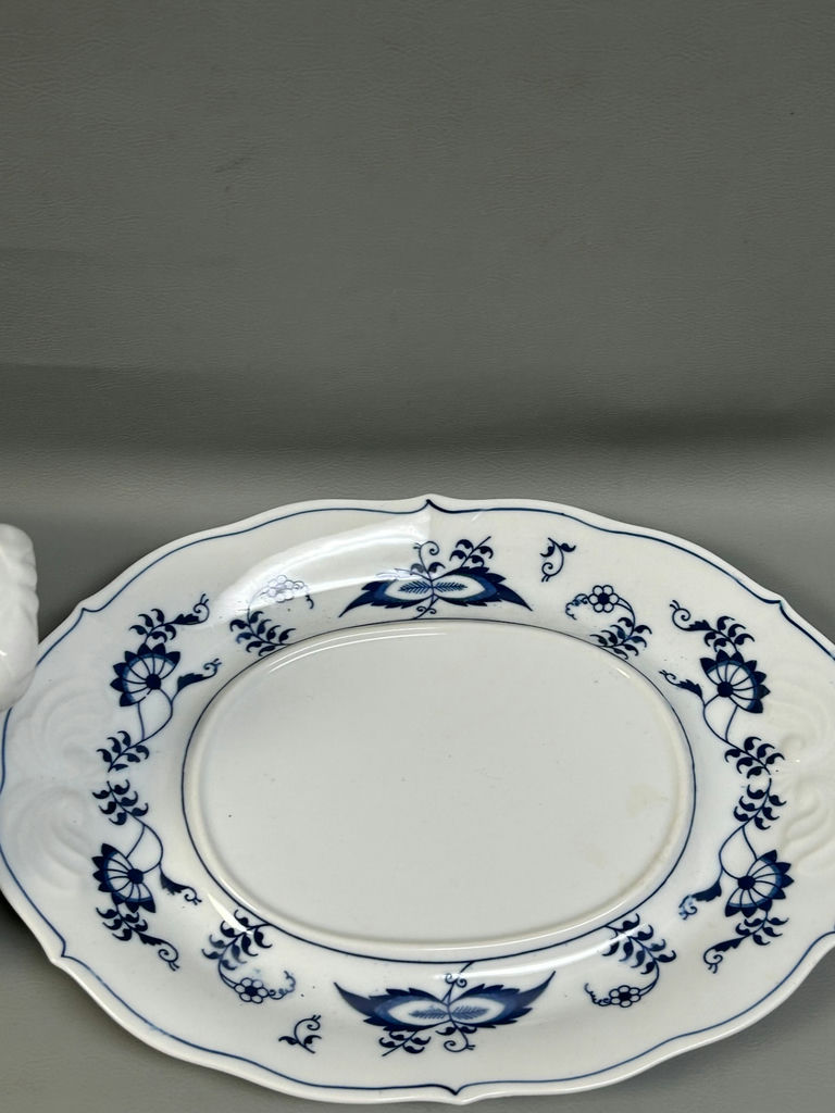 Blue Danube "Blue Onion" Soup Tureen - image 4 of 6